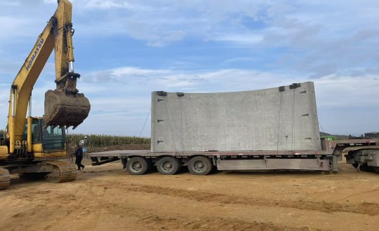 4.裝配式總公司為三一重能代工生產(chǎn)的首個自研混塔項目現(xiàn)場_副本.jpg 4.裝配式總公司為三一重能代工生產(chǎn)的首個自研混塔項目現(xiàn)場_副本.jpg