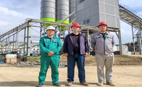 5.裝配式總公司總經(jīng)理王宇參加樺甸穆棱風力發(fā)電項目開工儀式_副本.jpg 5.裝配式總公司總經(jīng)理王宇參加樺甸穆棱風力發(fā)電項目開工儀式_副本.jpg