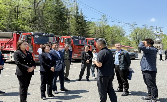 15.酒店公司總經(jīng)理李瓊?cè)A一行赴夾皮溝黃金小鎮(zhèn)文旅項目考察_副本.jpg 15.酒店公司總經(jīng)理李瓊?cè)A一行赴夾皮溝黃金小鎮(zhèn)文旅項目考察_副本.jpg