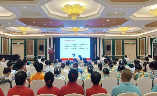 12.酒店公司組織開展“應(yīng)急急救專題培訓(xùn)”_副本.jpg 12.酒店公司組織開展“應(yīng)急急救專題培訓(xùn)”_副本.jpg